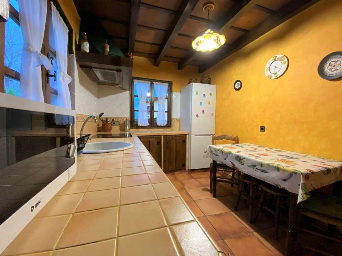 Vivienda Vacacional La Vara อาร์ริออนดาส ภายนอก รูปภาพ