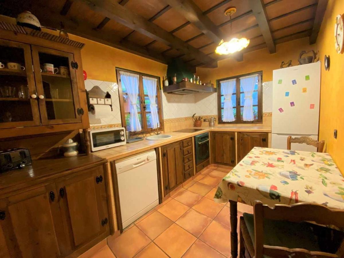 Vivienda Vacacional La Vara อาร์ริออนดาส ภายนอก รูปภาพ